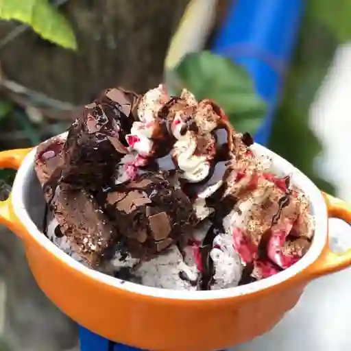 Brownie con helado