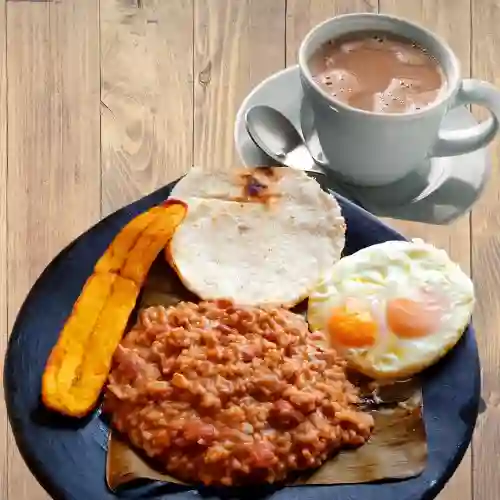 Desayuno de la Finca