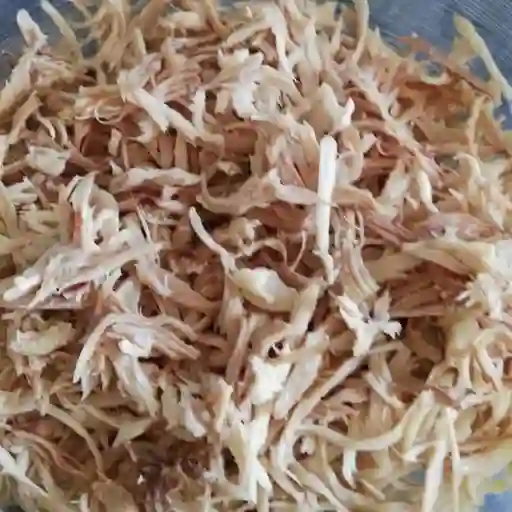 Adición de pollo desmechado al carbón