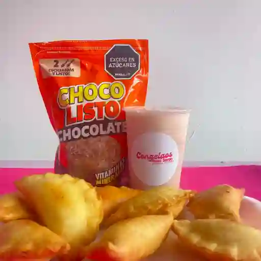 Empanadas por 8 unidades + chocolisto