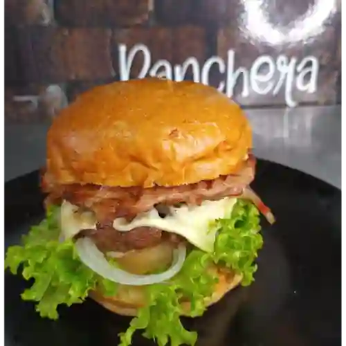 Hamburguesa Mixta de Res y Pulled