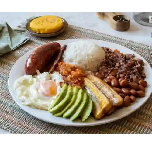 Bandeja Paisa