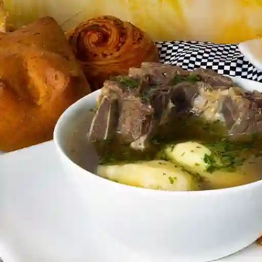 Caldo de Costilla