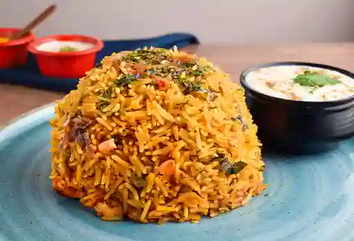 Biryani de Pollo (Arroz Basmati y Trozos de Pollo)