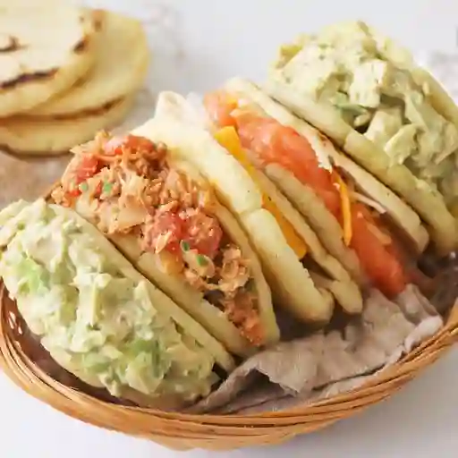 Arepa reina pepiada