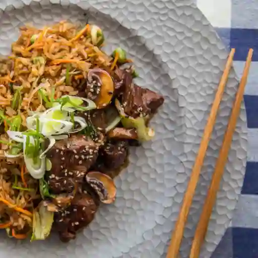 Stir Fry Lomo, Bok Choi y Setas