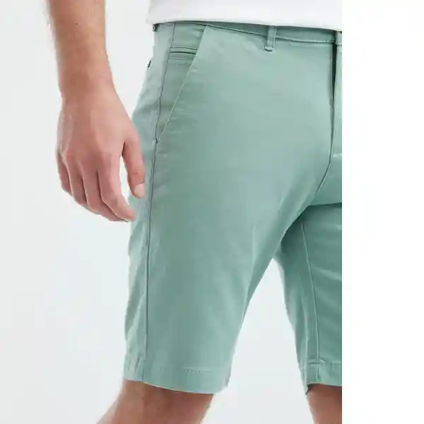 Bermuda Hombre Verde Talla 40 Chevignon