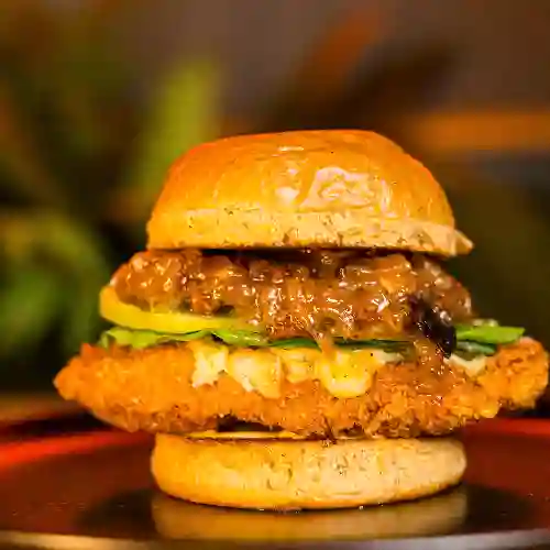 Hamburguesa la patrona más 1 acompañante