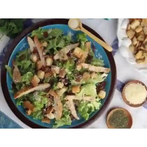 Combo Ensalada César con Pollo
