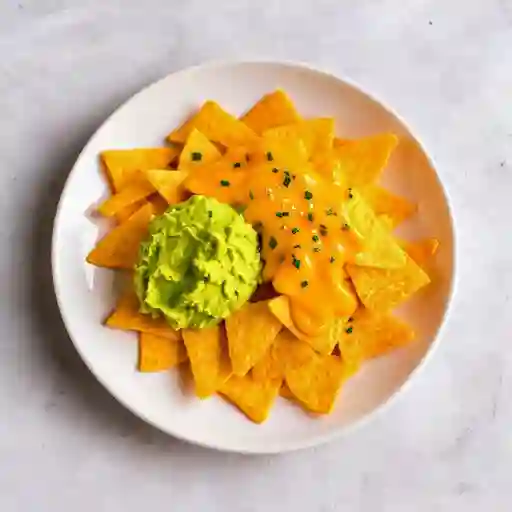 Nachos Con Guacamole