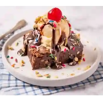 Brownie con Helado