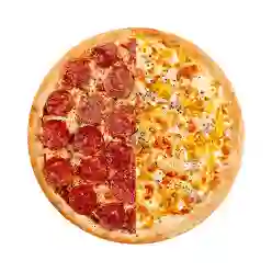 Pizza Mediana 2 Sabores + Gaseosa 1.5L