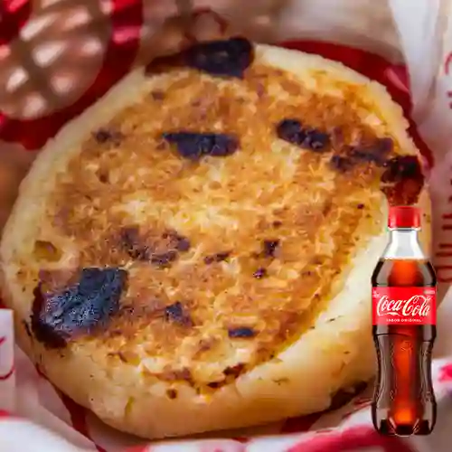 Combo Arepa de Queso + Coca Cola Original 400 ml