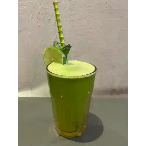 Limonada Natural con Hierbabuena
