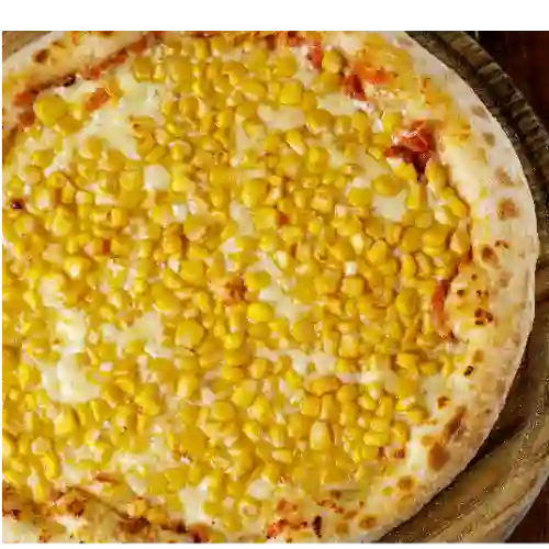 Pizza con Maíz Mediana