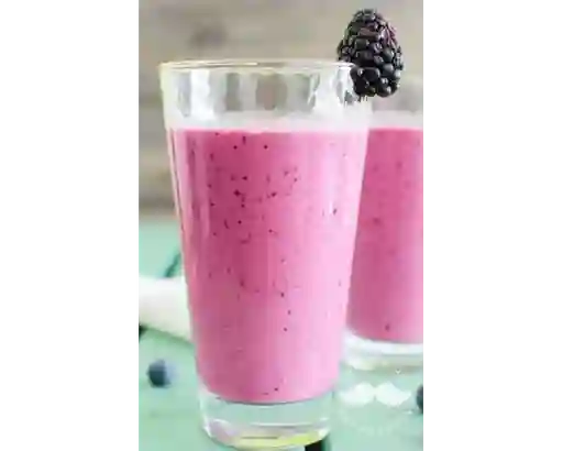 Jugo de Mora en Leche