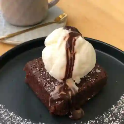Brownie con Helado