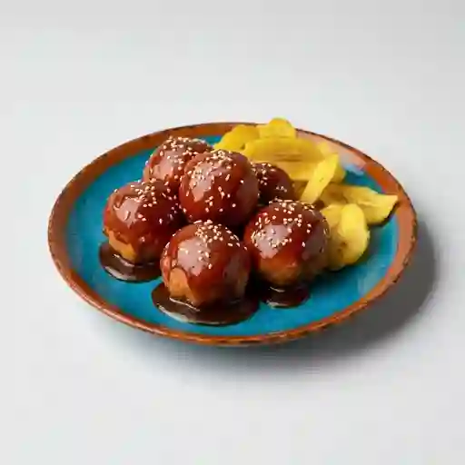 Bombones de Pollo X 5 Unidades y Chips de Plátano