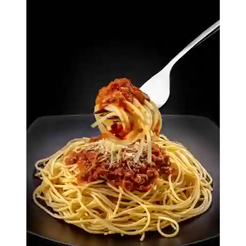 Spaguettis Bolognesa