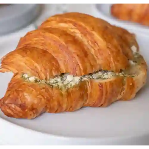 Croissant Pesto y Ricotta