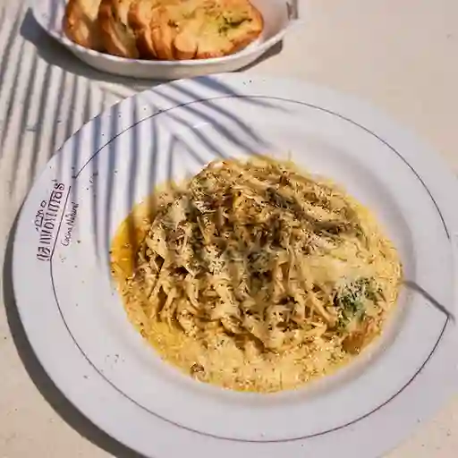 Spaghetti Pesto Rojo