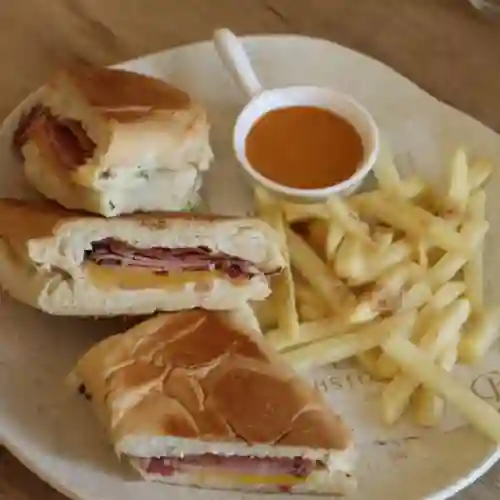 Panini San Martín