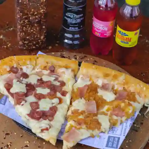 Pizza Carnes + Pizza Hawaiana + 2 Gaseosas