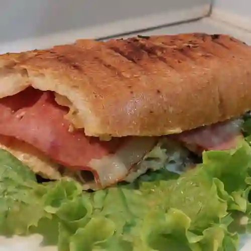 Sándwich de Queso con Tocineta & Maduro