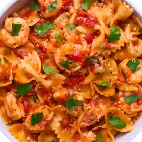 Pasta en Plato de Camarones