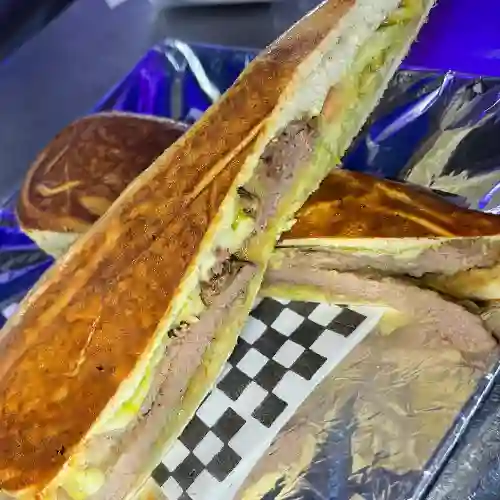 Sándwich Lomo Fino