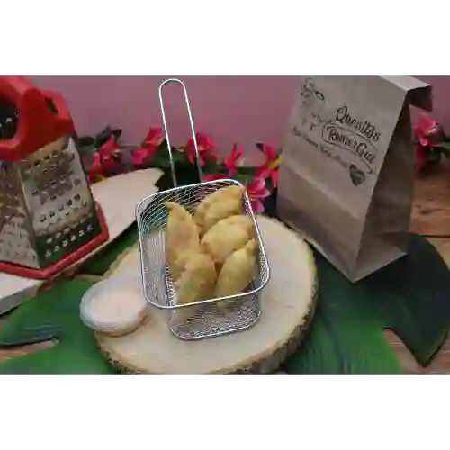 20 Empanaditas de Carne.