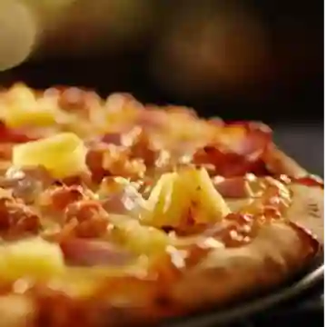 Pizza de Tocineta & Piña