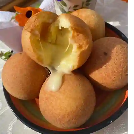 Buñuelo mozarella