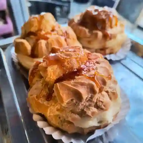 Profiterol de Melocotón