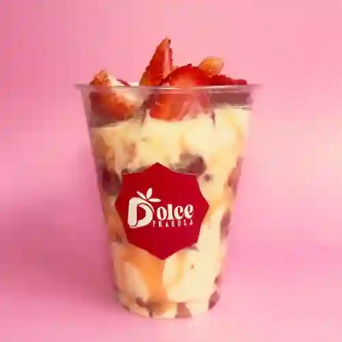 Fresa con Crema 12 Oz