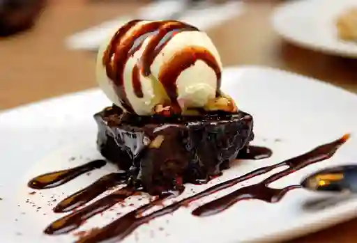 Brownie con Helado