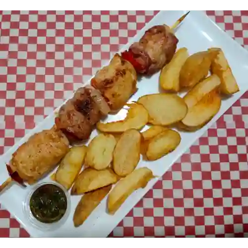 Combo Brocheta Mixta Pollo y Cerdo