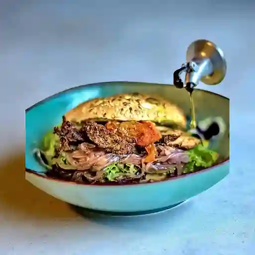 Croissant Roast Beef