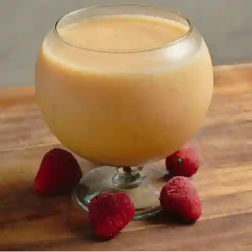 Batido Mango, Fresa, Piña