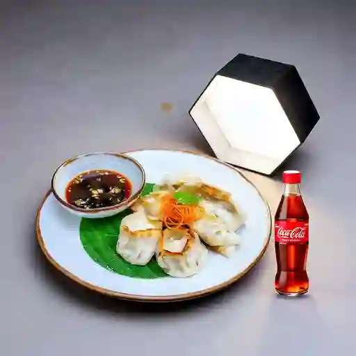 Combo Gyozas + Coca Cola Original 300ML