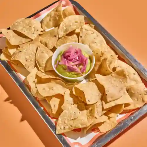 Totopos con Cheddar O Guacamole