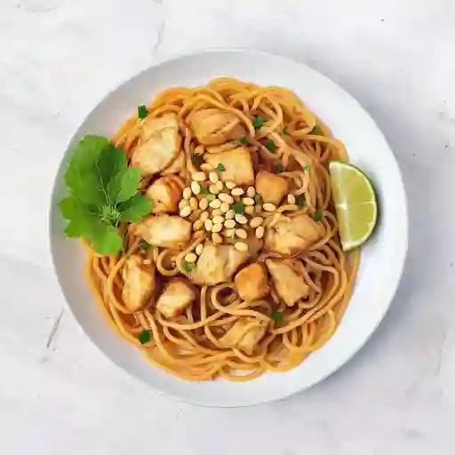 Pad thai pollo