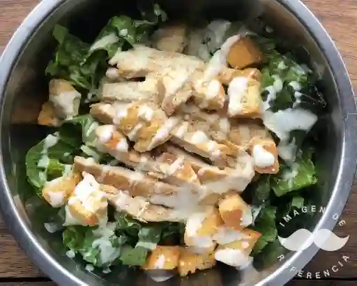 Ensalada Cesar con Pollo