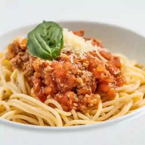 Pasta a la Boloñesa y Salchicha Italiana