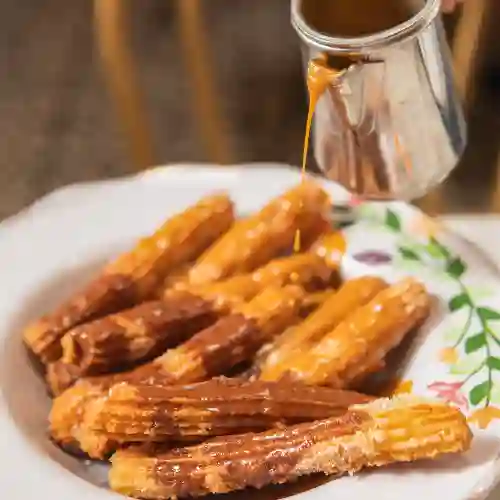 Churros con Chocolate