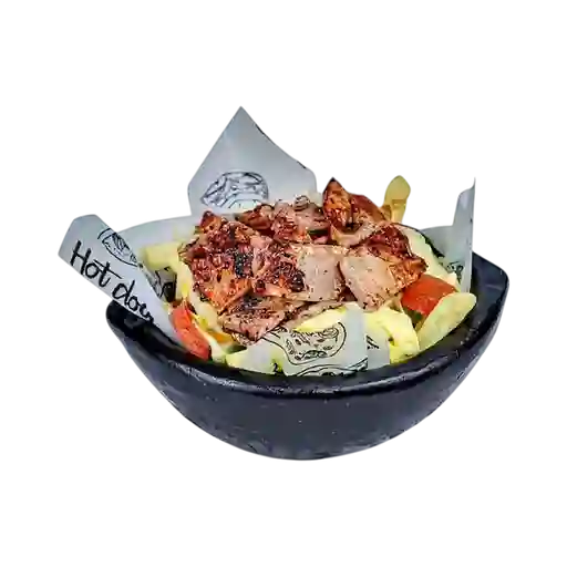 Salchipapa con Tocineta
