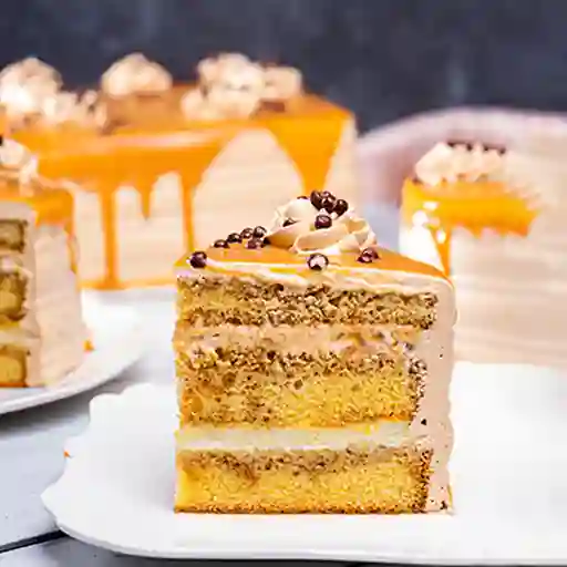 Porción Torta Amaretto