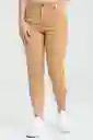 Capri Riley Color Beige Oscuro Talla 8 Ragged