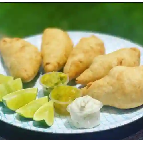 Empanada de Pollo y Arroz