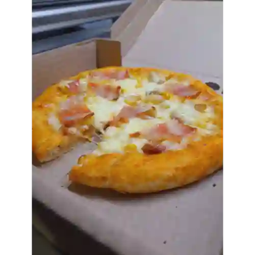 Pizza Hawaiana con Ranchera